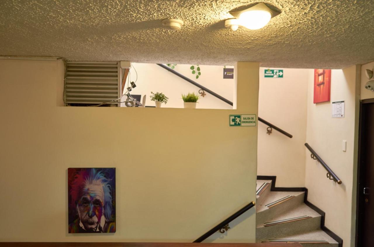 Hotel Alojate In 보고타 외부 사진