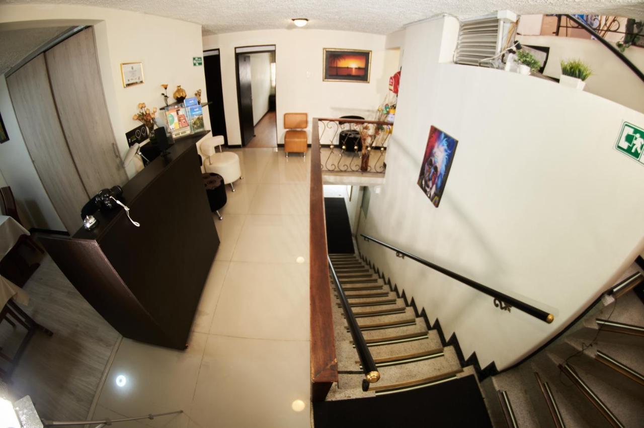 Hotel Alojate In 보고타 외부 사진