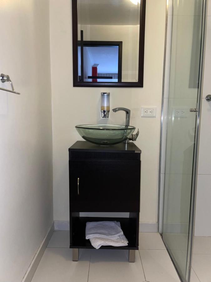 Hotel Alojate In 보고타 외부 사진